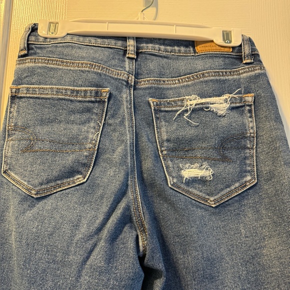 American Eagle High rise stretch mom jeans - Picture 9 of 12